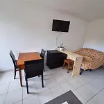 Daire Au Calme Avec Balcon Proche Geneve Gaillard